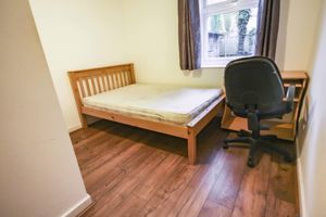 Photo 10- click for photo gallery